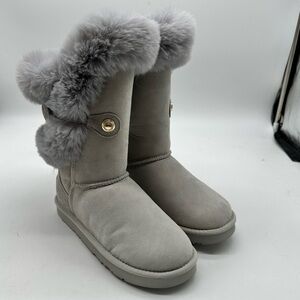 Australia Luxe Collective NWT Nordic Short Shearling Ice Gray US 8 | EU 39